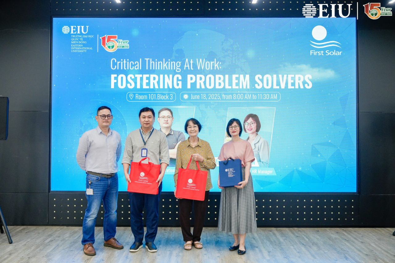 workshop Critical thinking at work_ Fostering problem solvers